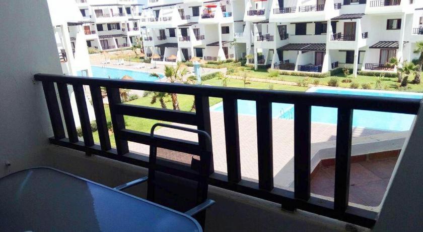 Residence Tamuda Golf A Cabo Negro Exteriör bild